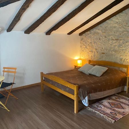Chez Sophie -Chambres D'Hotes, Gite Et Gite Equestre Clermont-Dessous Exteriör bild