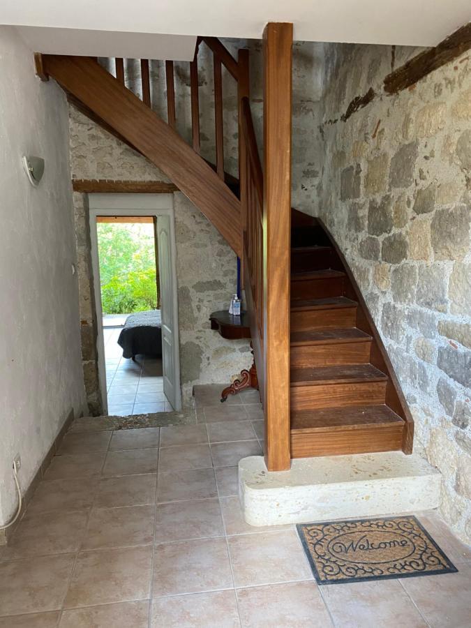 Chez Sophie -Chambres D'Hotes, Gite Et Gite Equestre Clermont-Dessous Exteriör bild