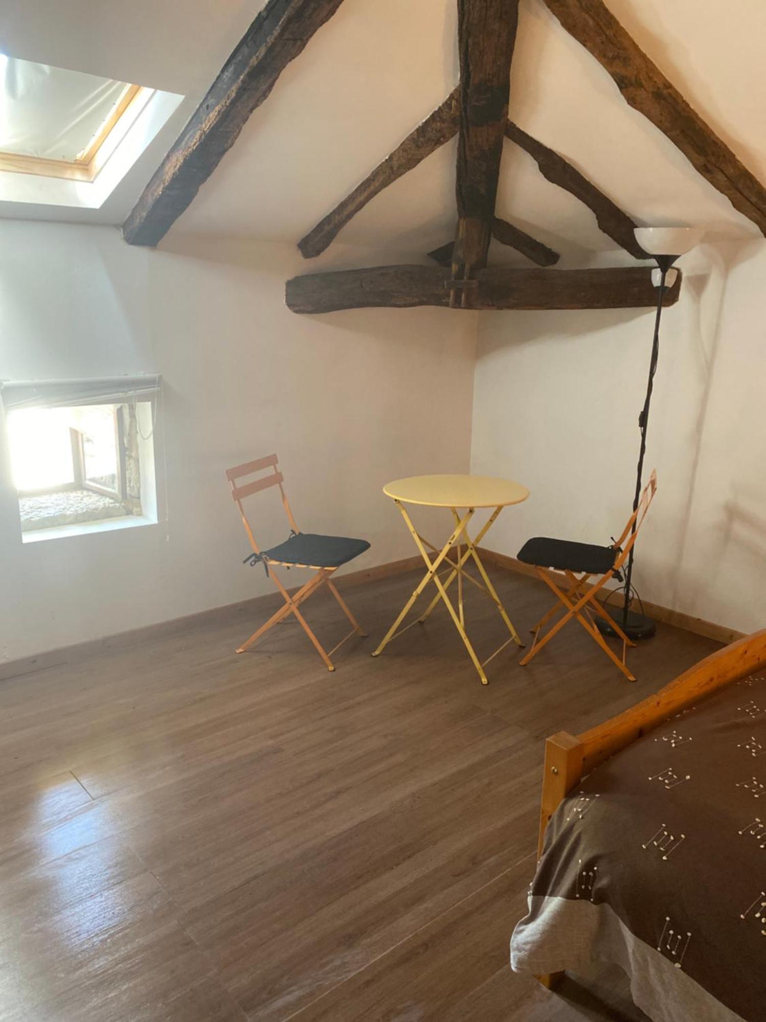 Chez Sophie -Chambres D'Hotes, Gite Et Gite Equestre Clermont-Dessous Exteriör bild
