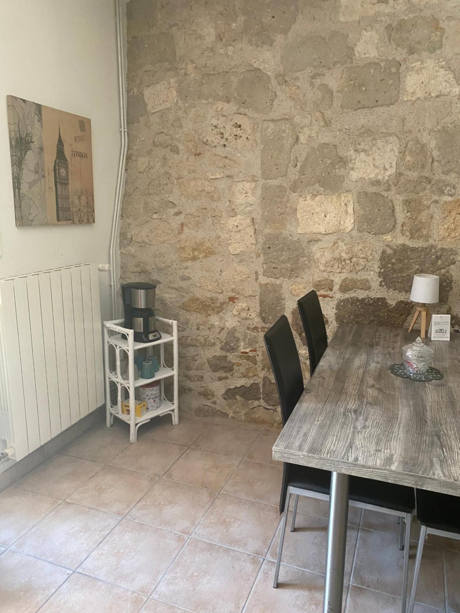 Chez Sophie -Chambres D'Hotes, Gite Et Gite Equestre Clermont-Dessous Exteriör bild